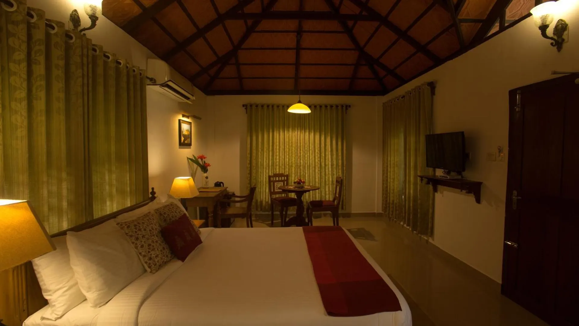 Palmgrove Lake Resort Alappuzha 4*,  India