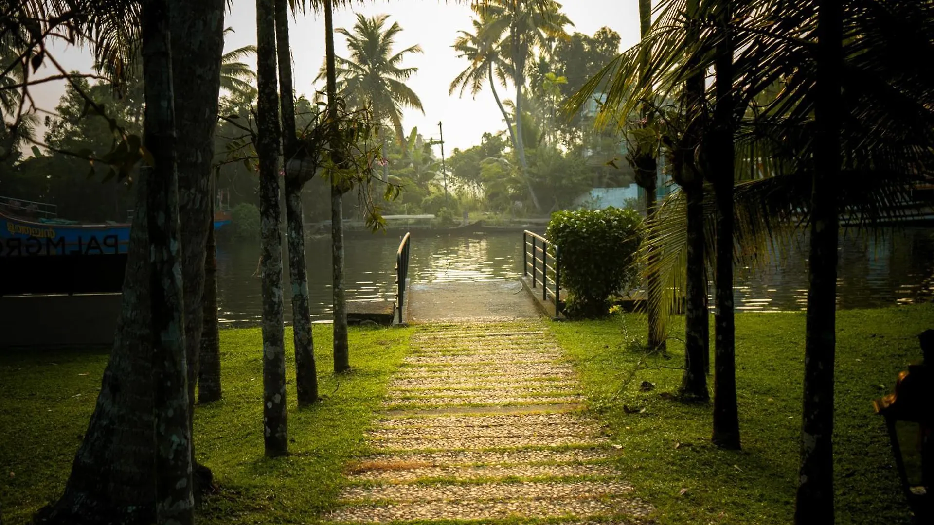 Palmgrove Lake Resort Alappuzha India