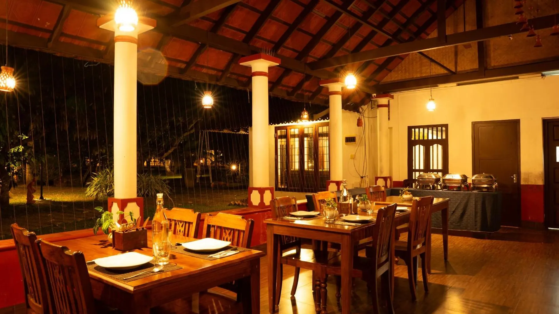 ****  Palmgrove Lake Resort Alappuzha India