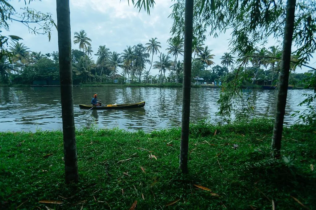 Palmgrove Lake Resort Alappuzha
